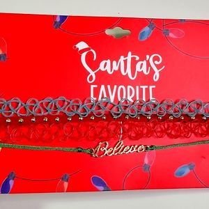 NWOT Christmas Choker Set